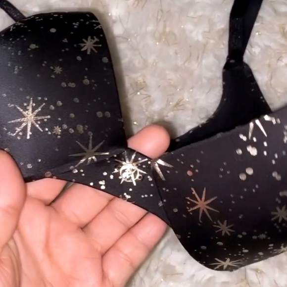 34C push-up - Picture 2 of 4